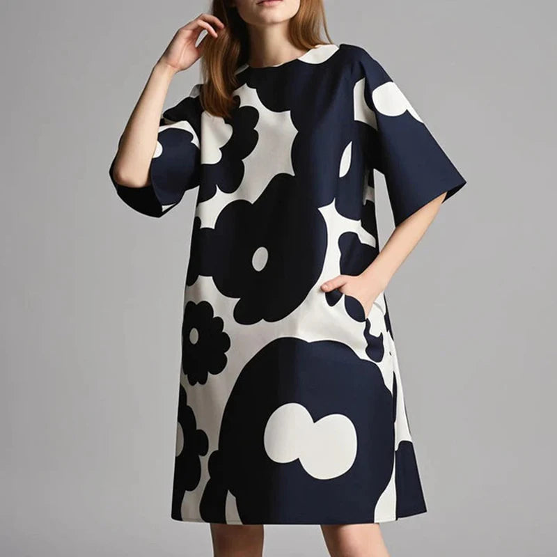 Robe 70's à imprimé Noir/ Blanc et évasée