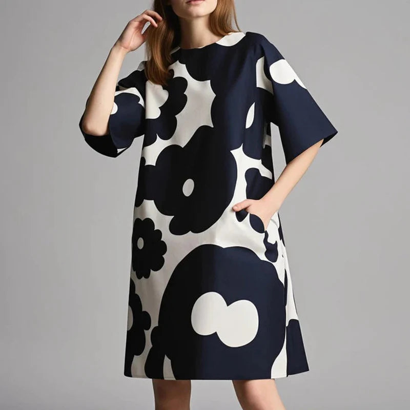 Robe 70's à imprimé Noir/ Blanc et évasée