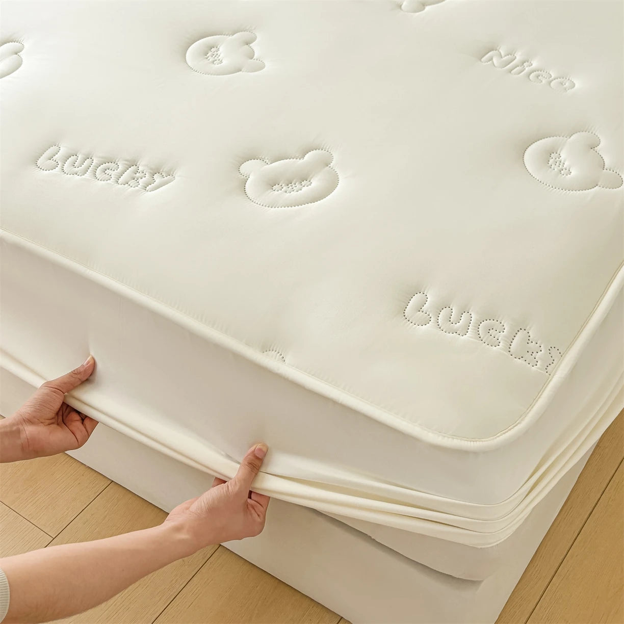 Protège-Matelas Anti-acarien, Imperméable & Élastique - Single, Queen & King