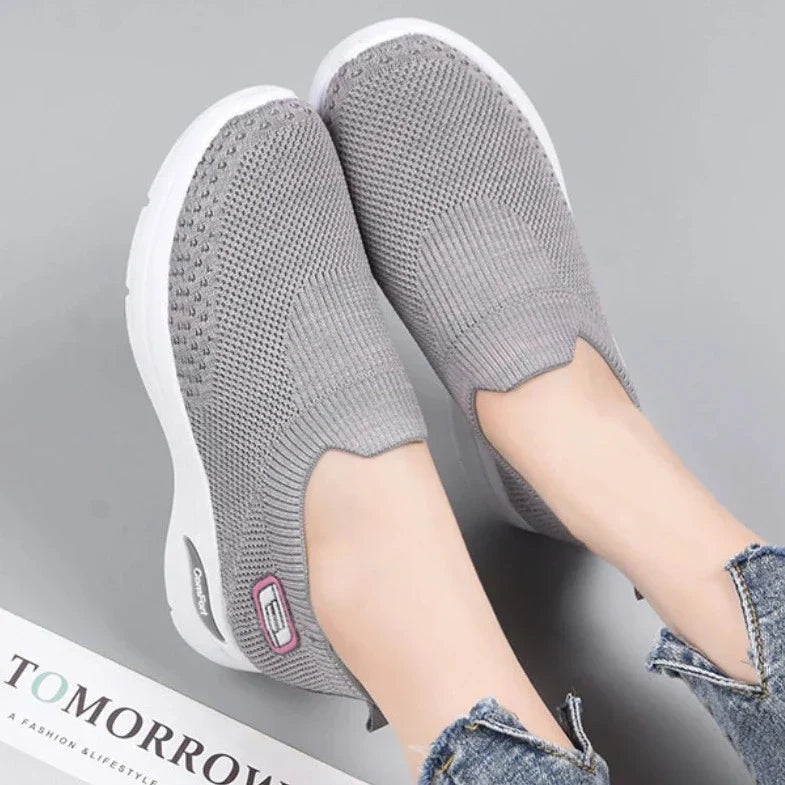 Gris / 36,Gris / 37,Gris / 38,Gris / 39,Gris / 40,Gris / 41