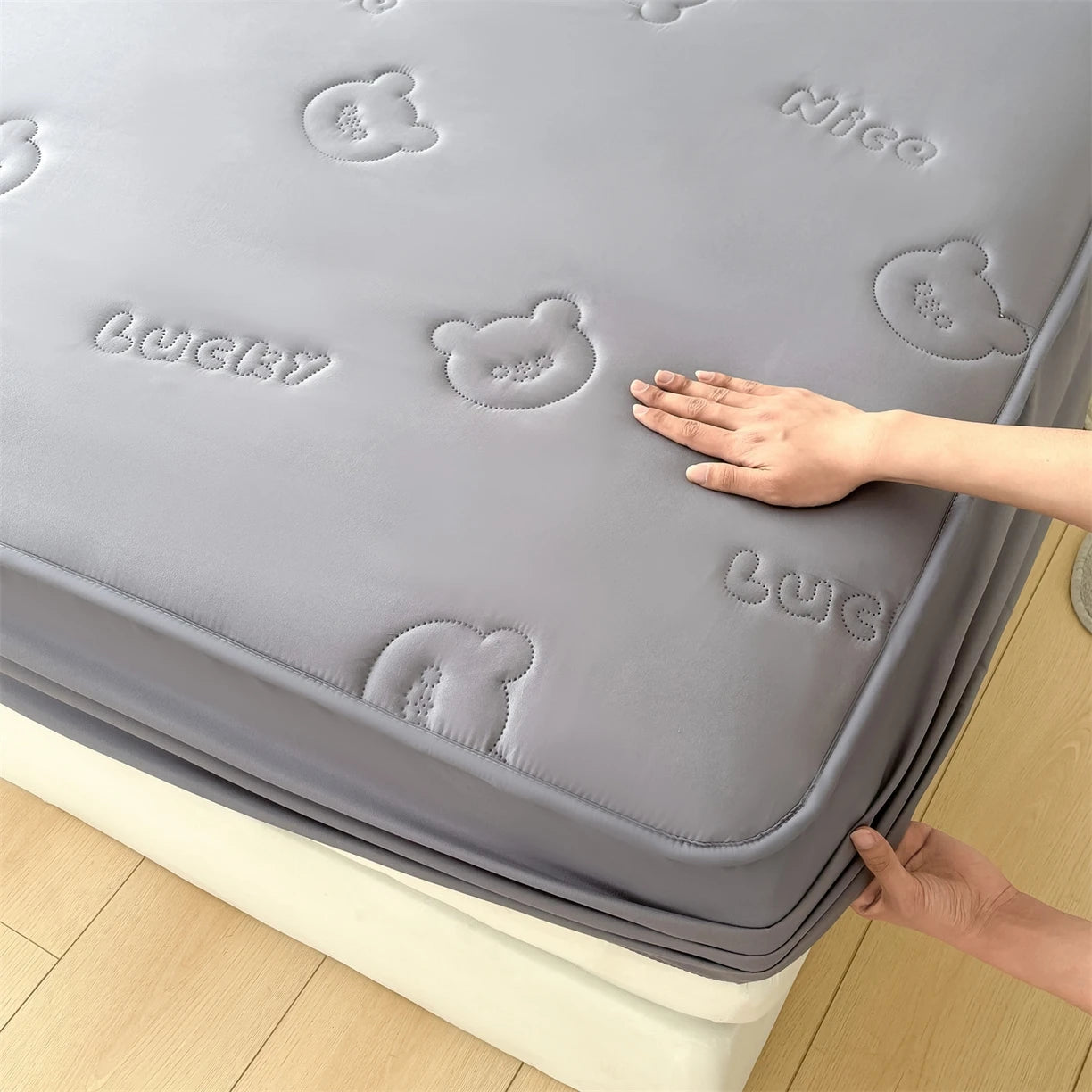 Protège-Matelas Anti-acarien, Imperméable & Élastique - Single, Queen & King