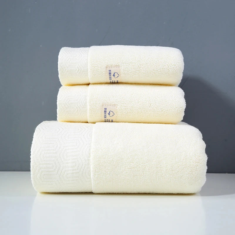 2 Serviettes de Bain Douces & Absorbantes en 100% Coton