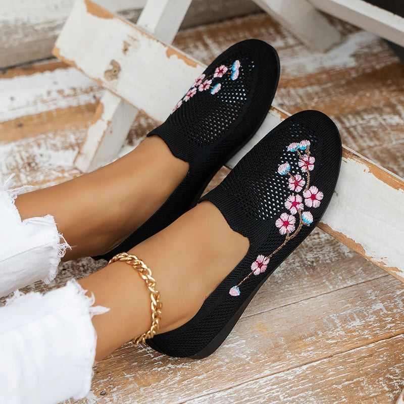 Ballerines en Maille respirante Détail Broderie - Printemps 2025