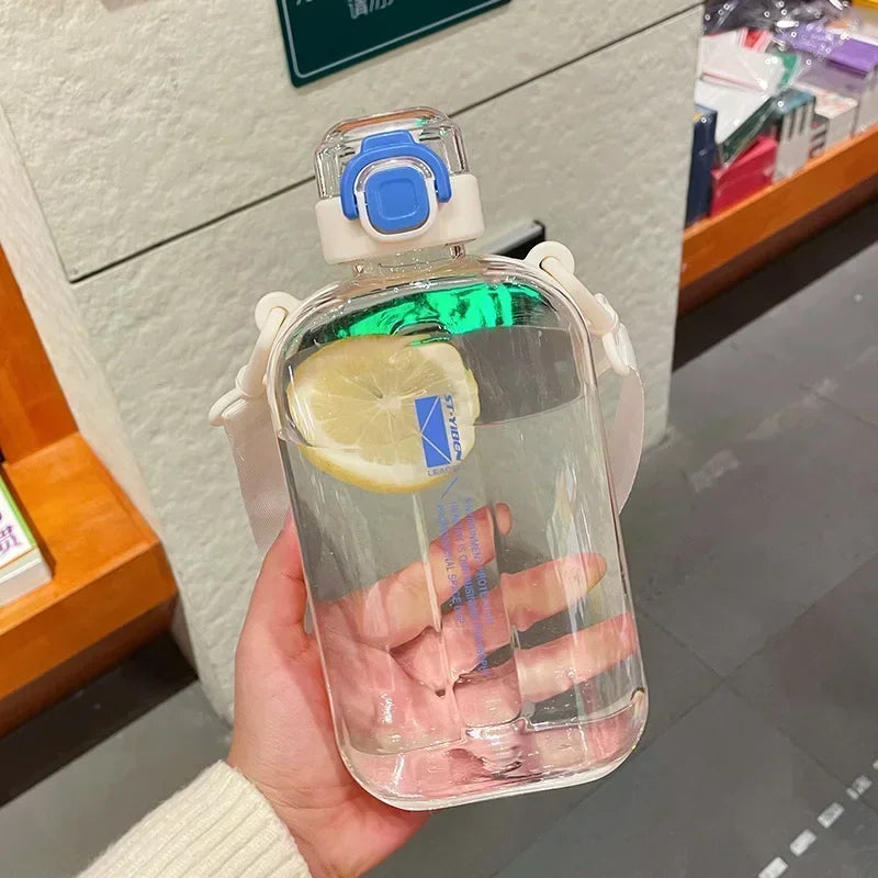 Gourde Plate de Voyage Élégante avec Sangle - 600ml