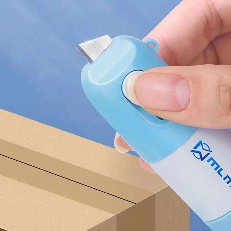 Tampon effaceur pour protection des données - Cutter intégré