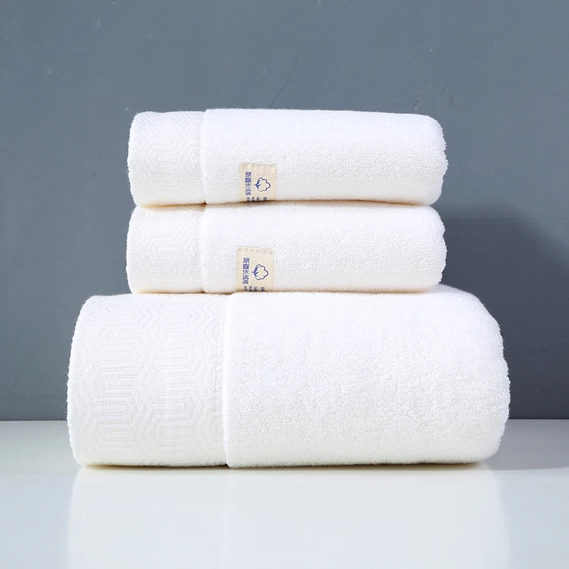 2 Serviettes de Bain Douces & Absorbantes en 100% Coton