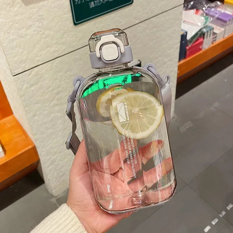 Gourde Plate de Voyage Élégante avec Sangle - 600ml