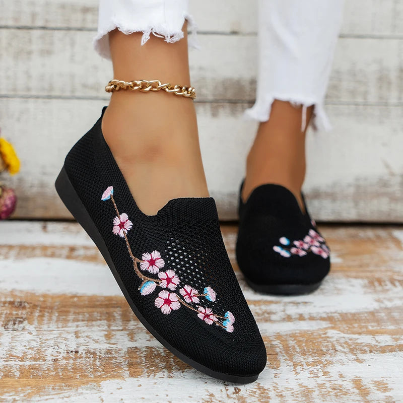Ballerines en Maille respirante Détail Broderie - Printemps 2025