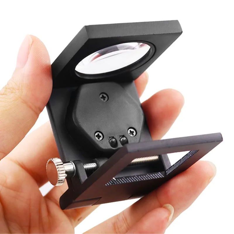 Loupe Compte-fils pliable Grossissement x10 avec échelle et LED - Étui