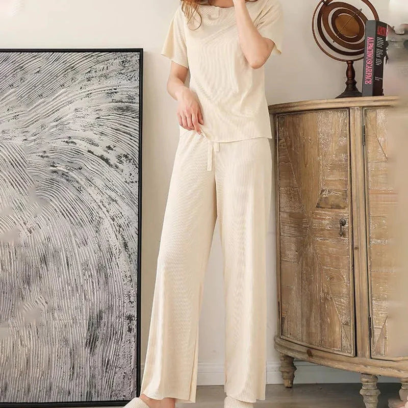 Ensemble de maison décontracté élégant et confortable