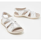 Flat sandals