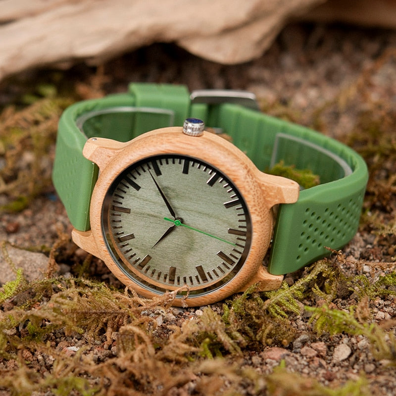 Montre en bois de bambou avec bracelet interchangeable