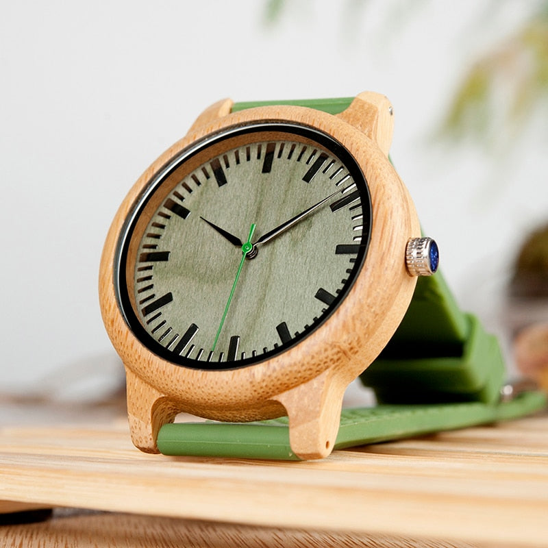 Montre en bois de bambou avec bracelet interchangeable