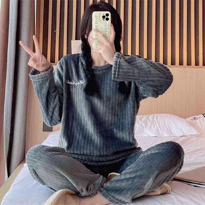 Pyjama d'hiver chaud en flanelle - Femme