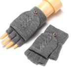 Gants mitaine à rabats en laine tricotée