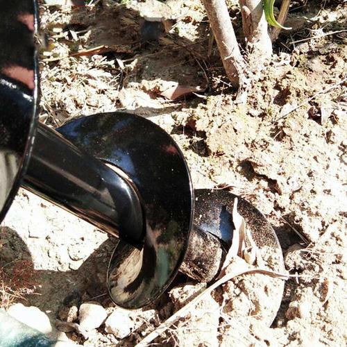 Tarière pour perceuse +gants de jardinage avec griffes OFFERTS